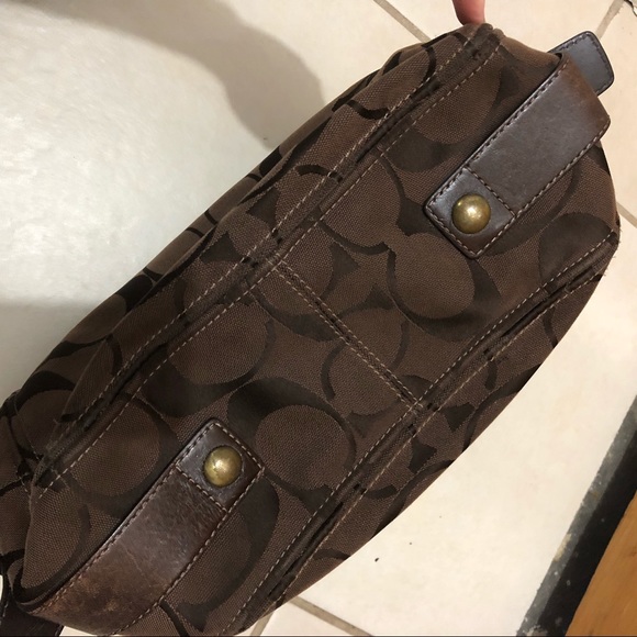 Coach purse - Picture 4 of 6